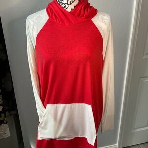 Lond sleeve- light material red and white with pocket and hood